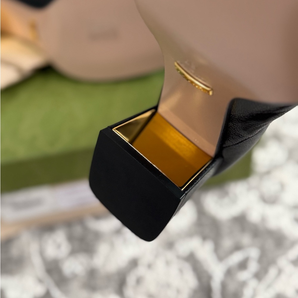 Gucci QUENTIN/NAPPA STRETCH Black Leather Ankle Boots - Picture 7 of 12